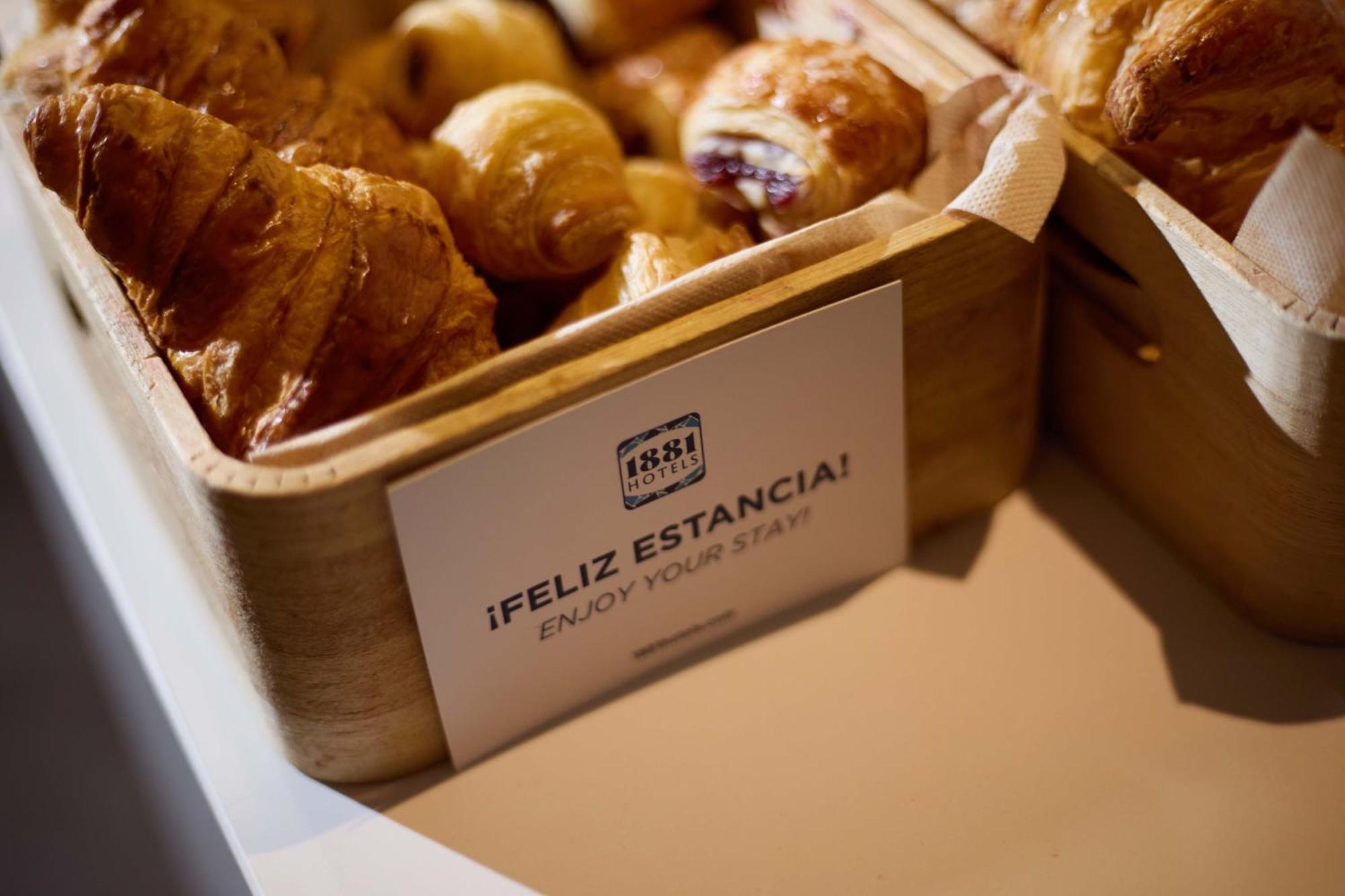 1881 Barcelona Gran Rosellon Hotel Ngoại thất bức ảnh
