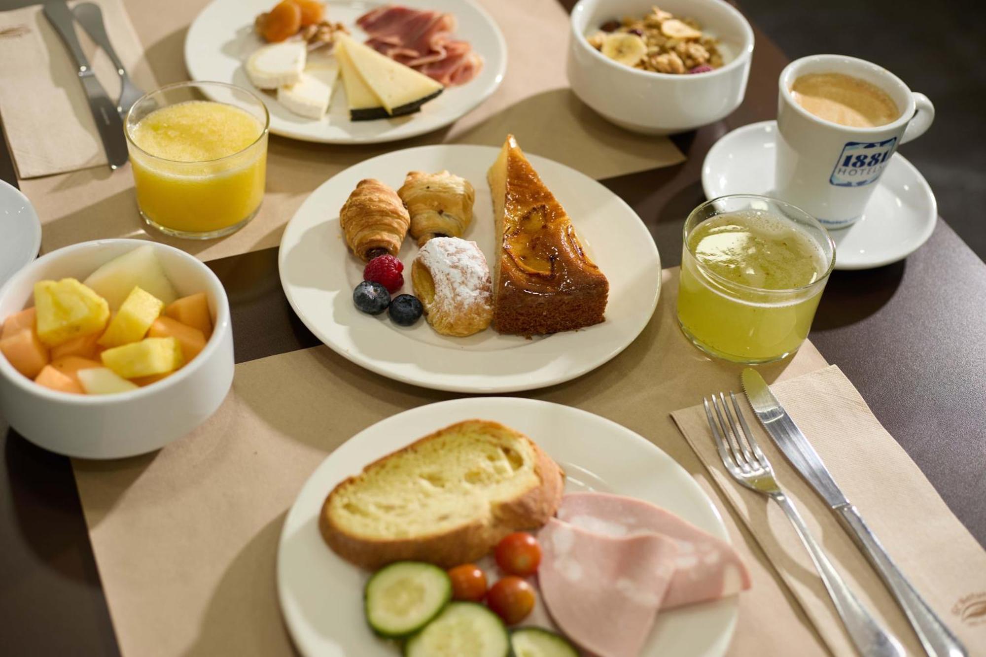 1881 Barcelona Gran Rosellon Hotel Ngoại thất bức ảnh